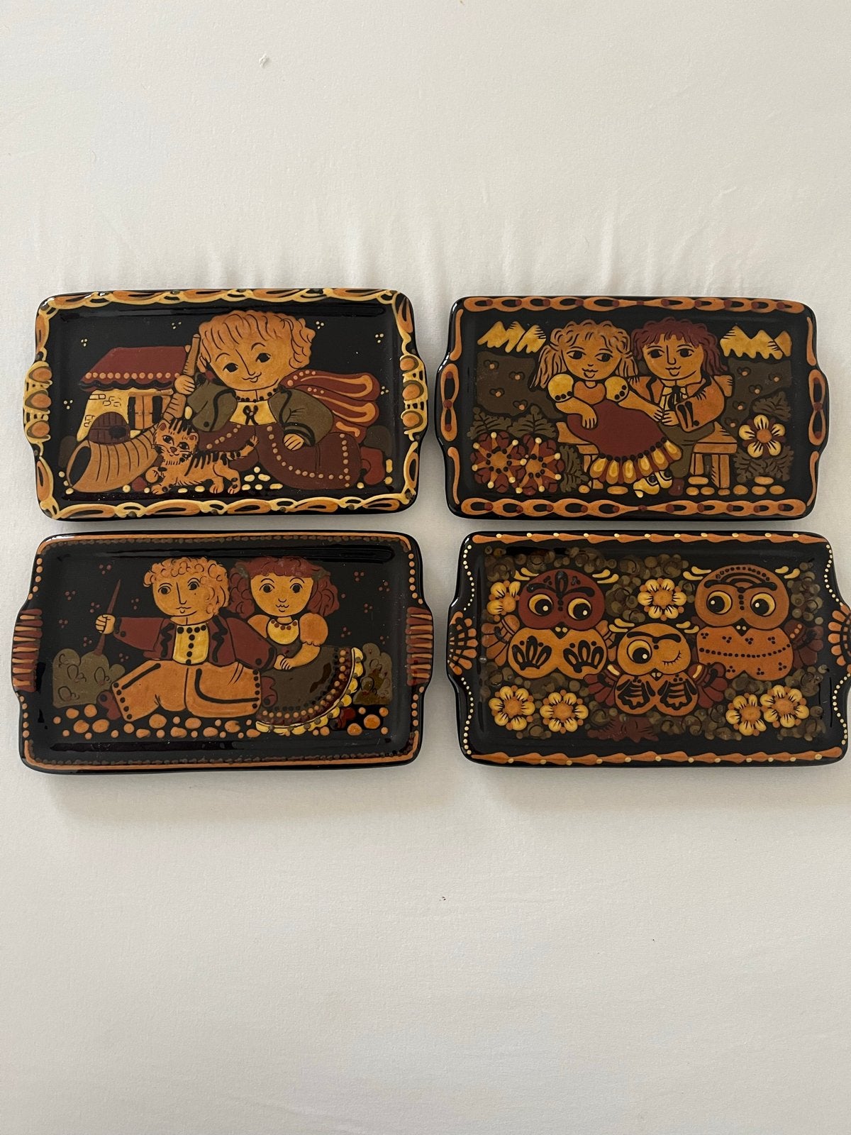 4 Vintage Keramiek Schaaltjes - Reber Folk Art Jaren, Antiek en Kunst, Antiek | Keramiek en Aardewerk, Ophalen of Verzenden