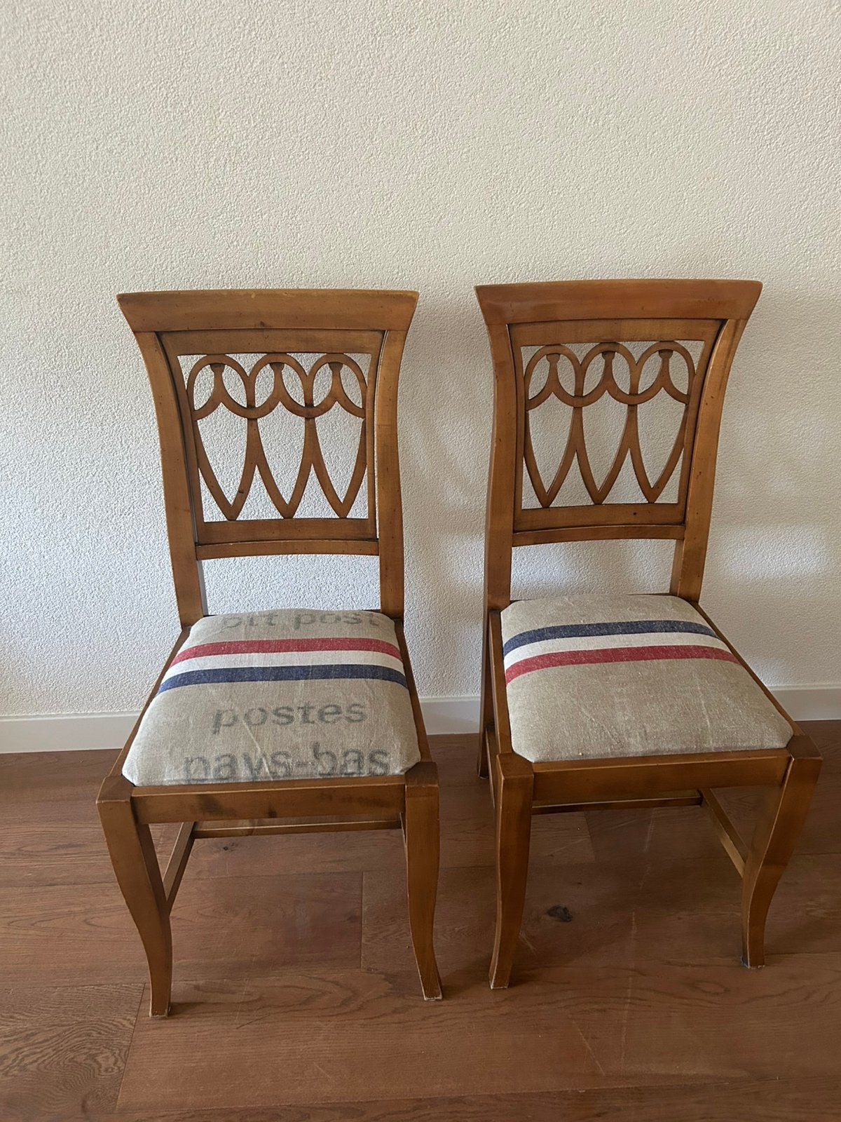 2 vintage eetkamer stoelen, Ophalen