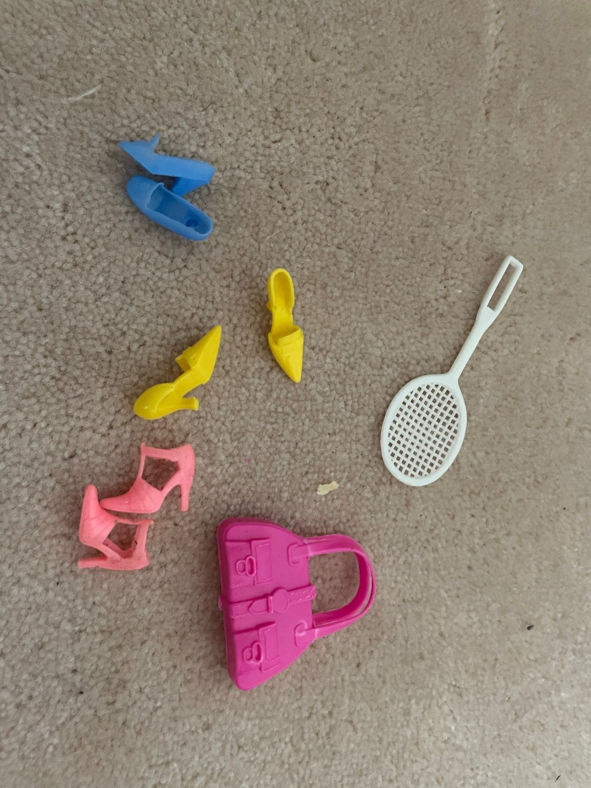 Barbie accessoires: schoenen, tas en tennisracket, Ophalen of Verzenden, Gebruikt, Barbie