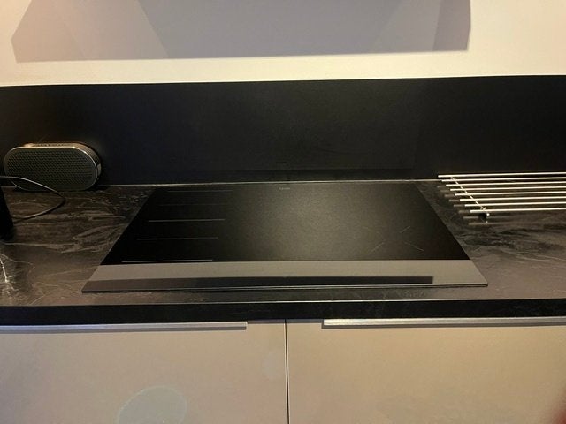 Inductiekookplaat ETNA KIF577ZT, Ophalen, 4 kookzones, Zo goed als nieuw, Energieklasse A of zuiniger