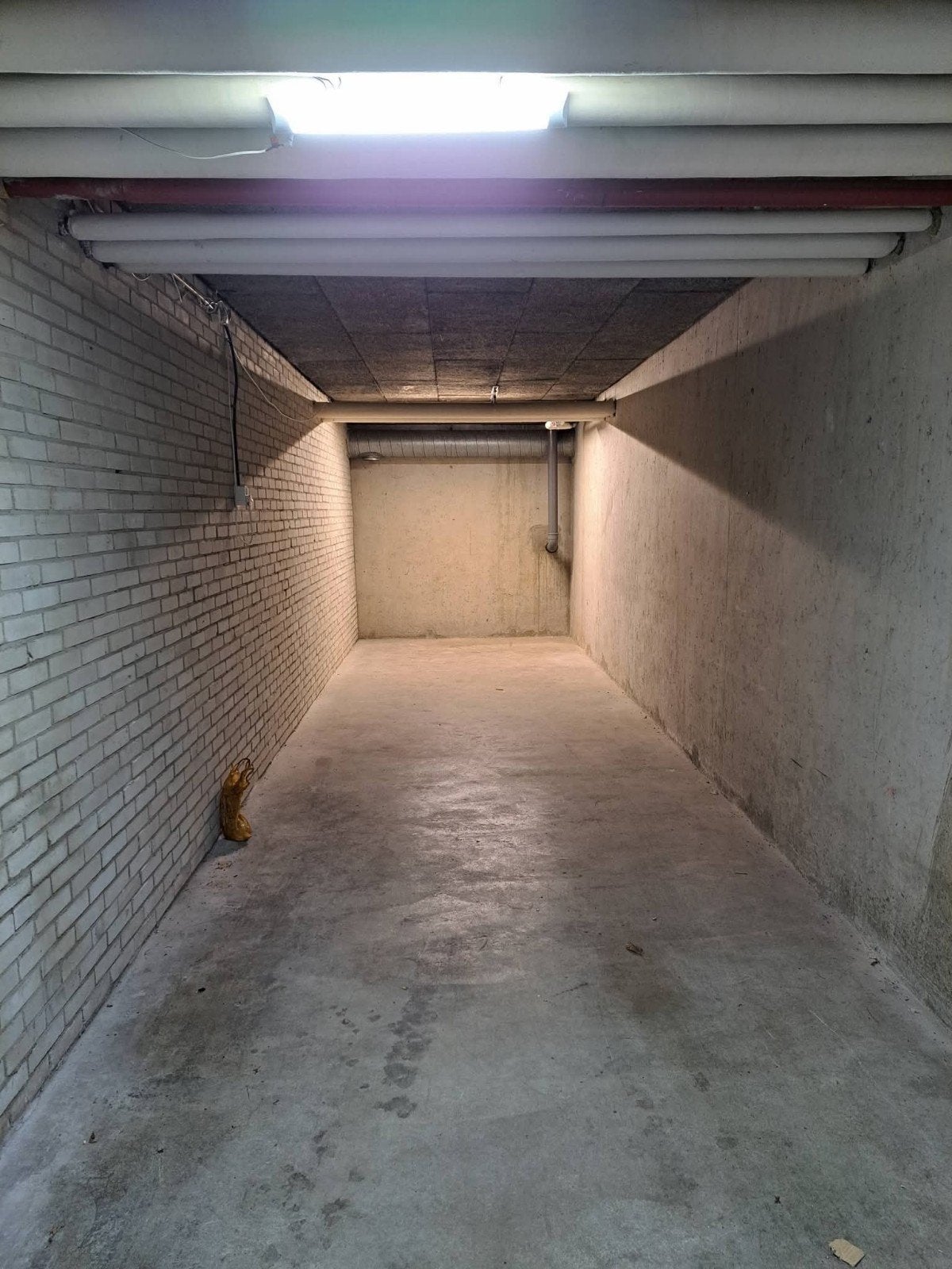 Extra Diepe garage / berging Centrum Den Haag, Auto diversen, Overige Auto diversen, Ophalen of Verzenden