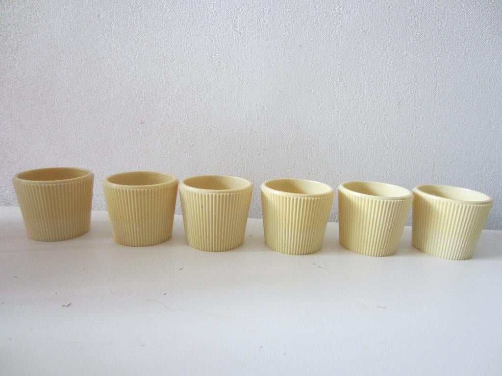 6 retro geribbelde eierdoppen, Ophalen of Verzenden, Huis en Inrichting