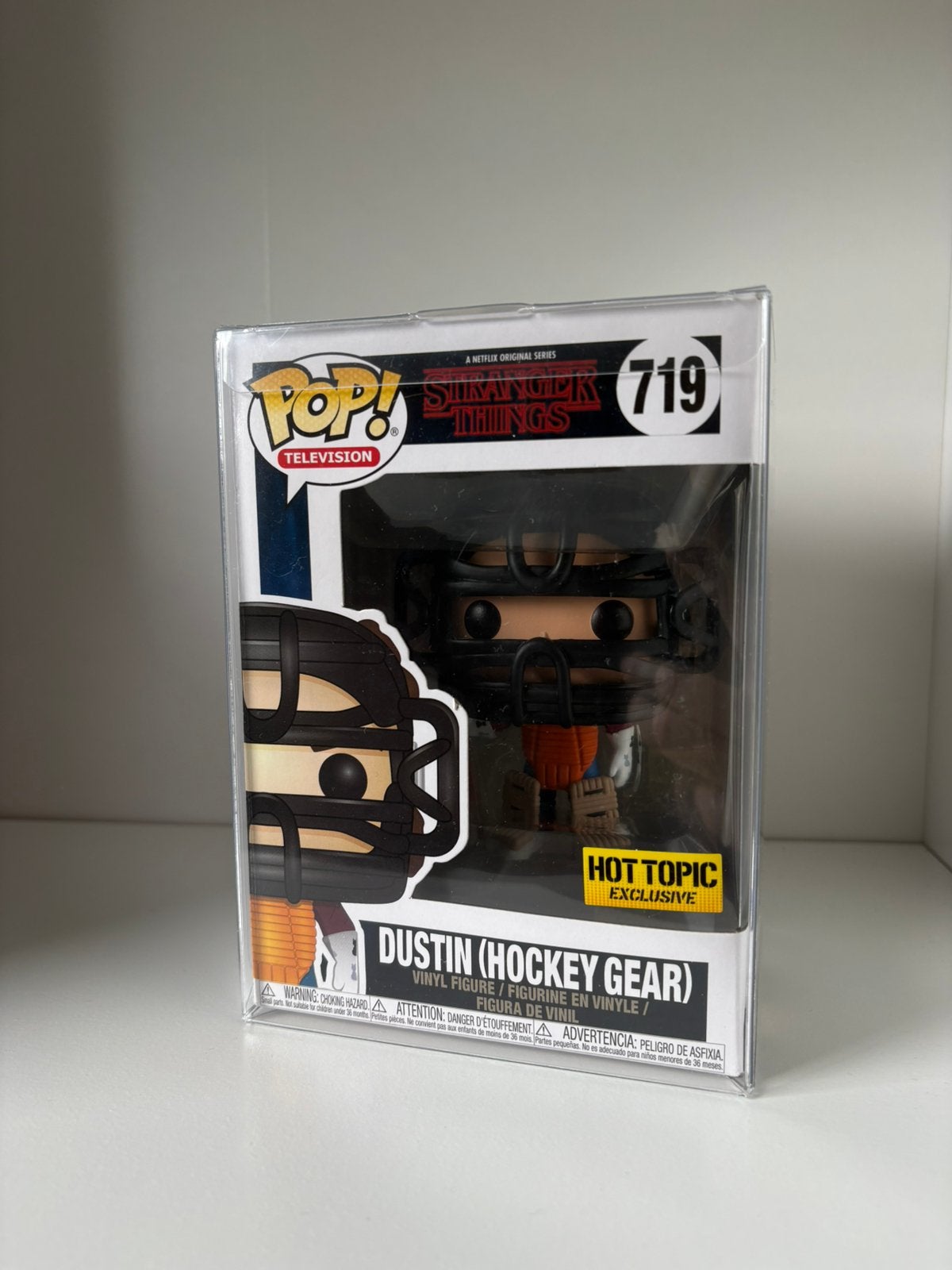 Funko Pop Stranger Things - Dustin Hockey Gear Hot Topic 719, Ophalen of Verzenden, Nieuw