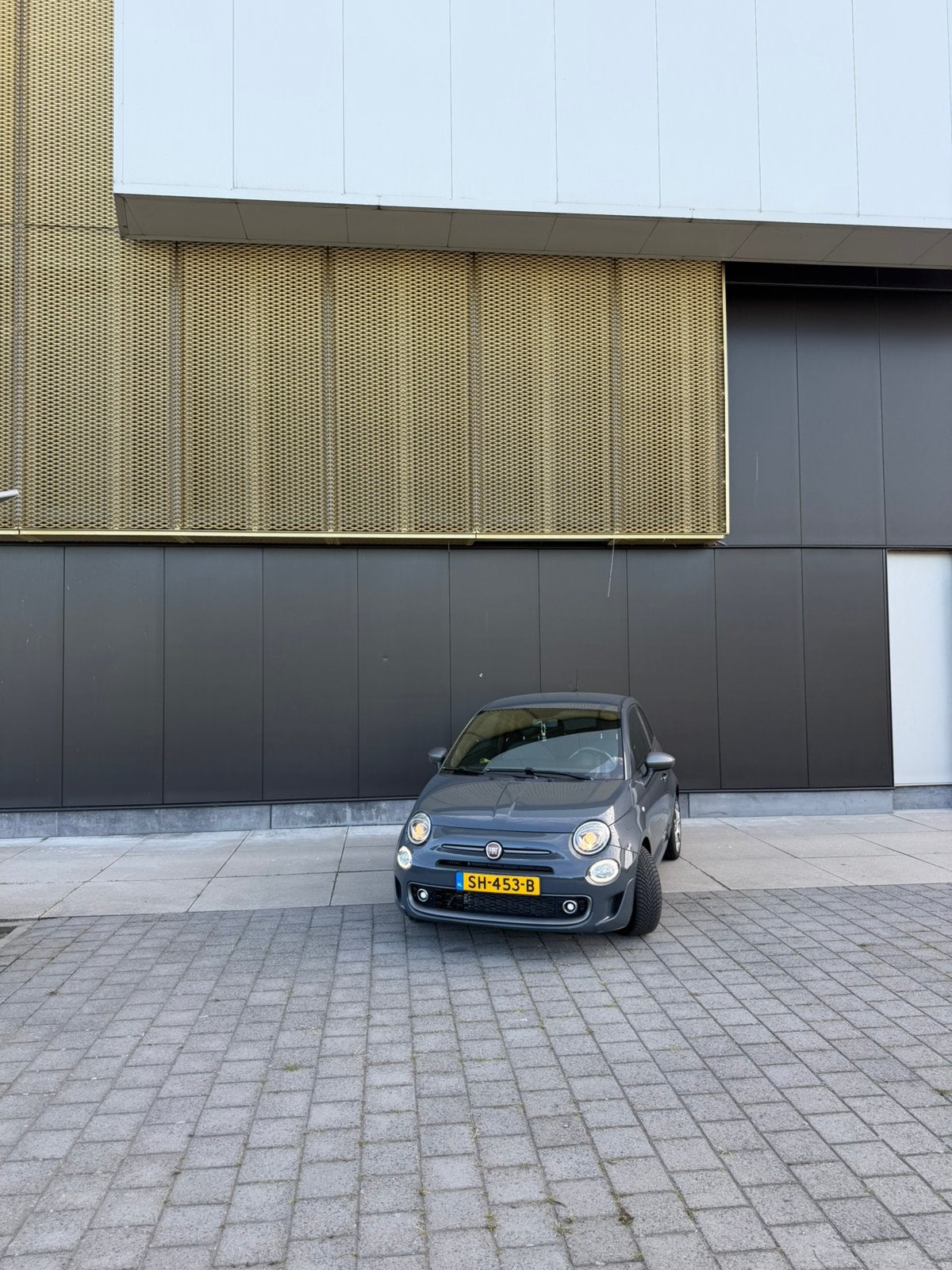 Fiat 500 Twinair Turbo 80pk 2018 Grijs, Auto's, Voorwielaandrijving, 31 €/maand, 905 kg, Origineel Nederlands