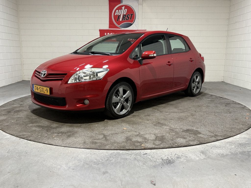 Toyota Auris 1.6 Aspiration Automaat, Volledig onderhouden N, Auto's, Toyota, Euro 5, Gebruikt, Zwart, 4 cilinders