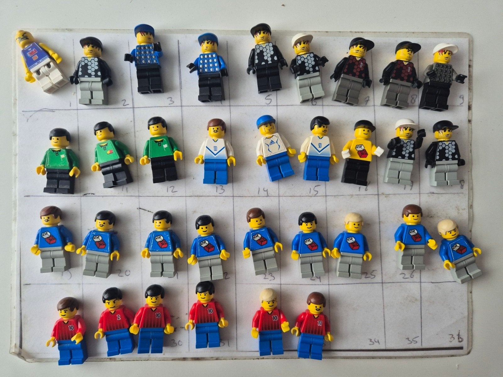 Lego adv21 voetbal vintage poppetjes scheidsrechter keeper, Kinderen en Baby's, Speelgoed | Duplo en Lego, Verzenden