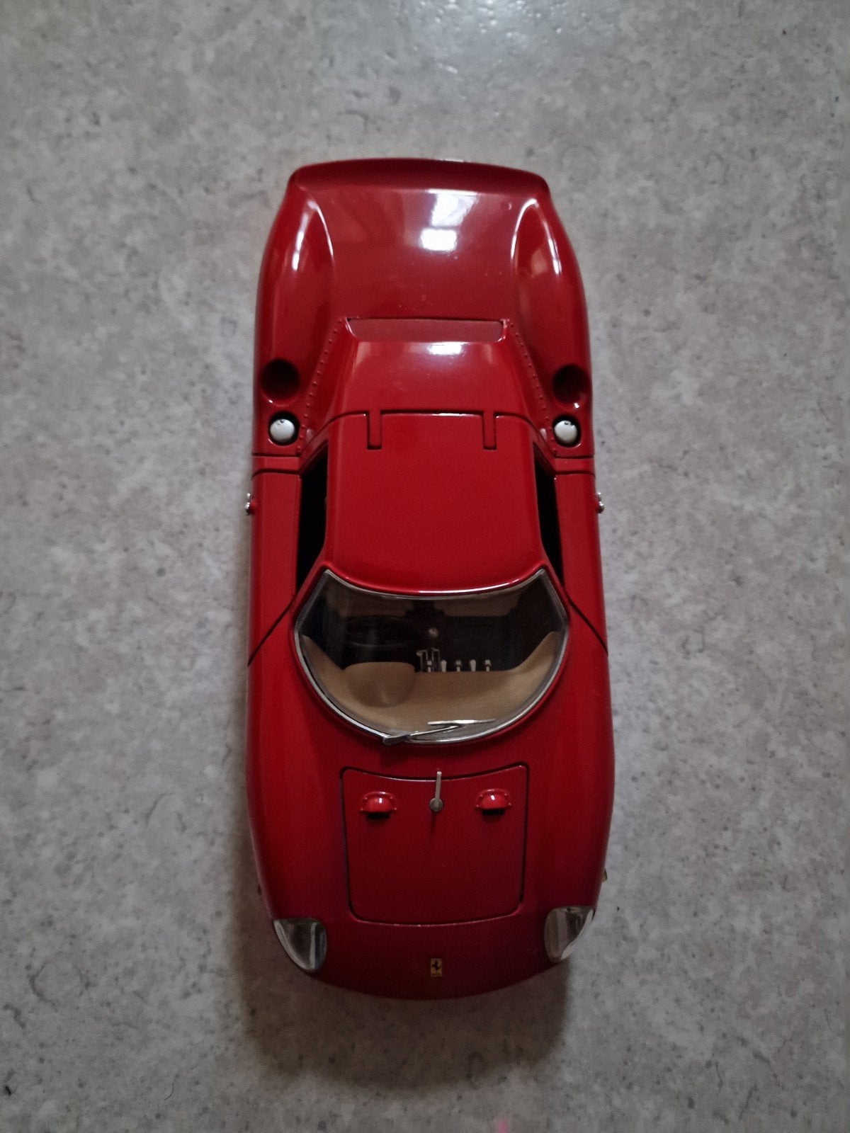 Ferrari 330 P4 schaalmodel 1:18 - Rood, Verzenden, Zo goed als nieuw, Auto, Overige merken