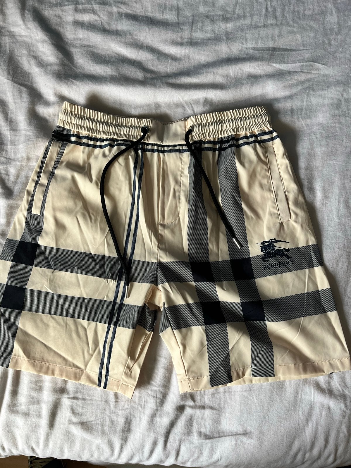 Burberry geruite zwembroek met logo - Beige/Zwart, Ophalen of Verzenden, Zo goed als nieuw, Maat 56/58 (XL), Beige
