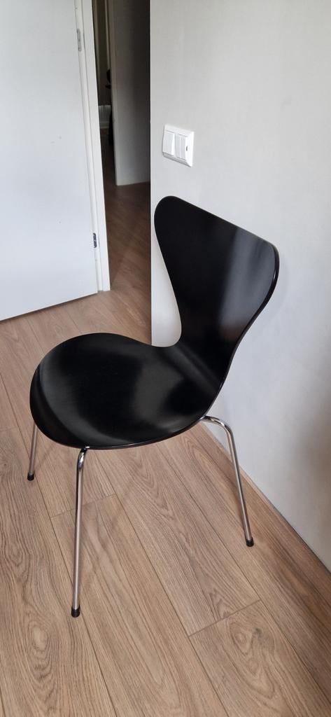Fritz Hansen Vlinderstoel - Zwart, origineel en netjes, Huis en Inrichting, Gebruikt, Zwart, Ophalen of Verzenden, Eén