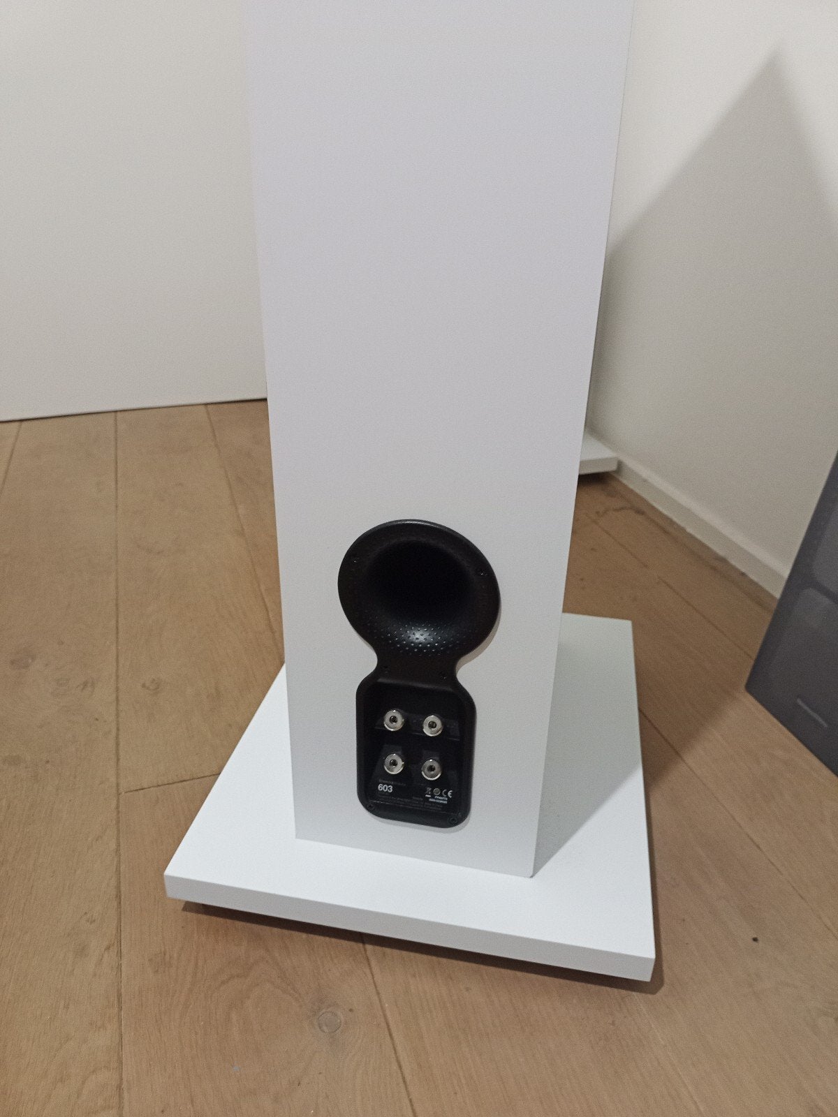 b&w 603, Overige merken, Ophalen of Verzenden, Zo goed als nieuw, Minder dan 60 watt