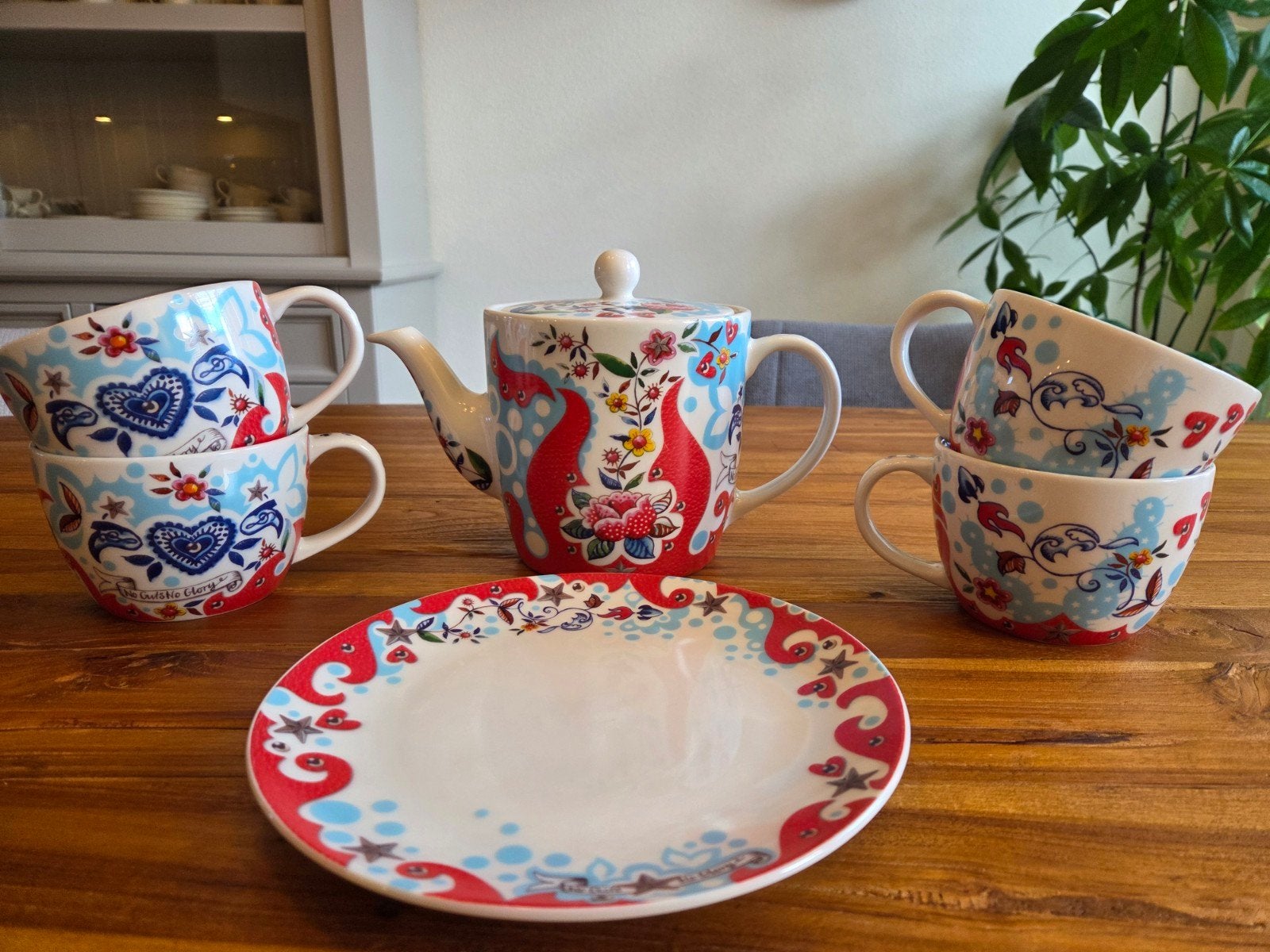 Poekie theeservies met 4 theekoppen, schaal en bakje, Overige merken, Keramiek, Ophalen of Verzenden, Zo goed als nieuw
