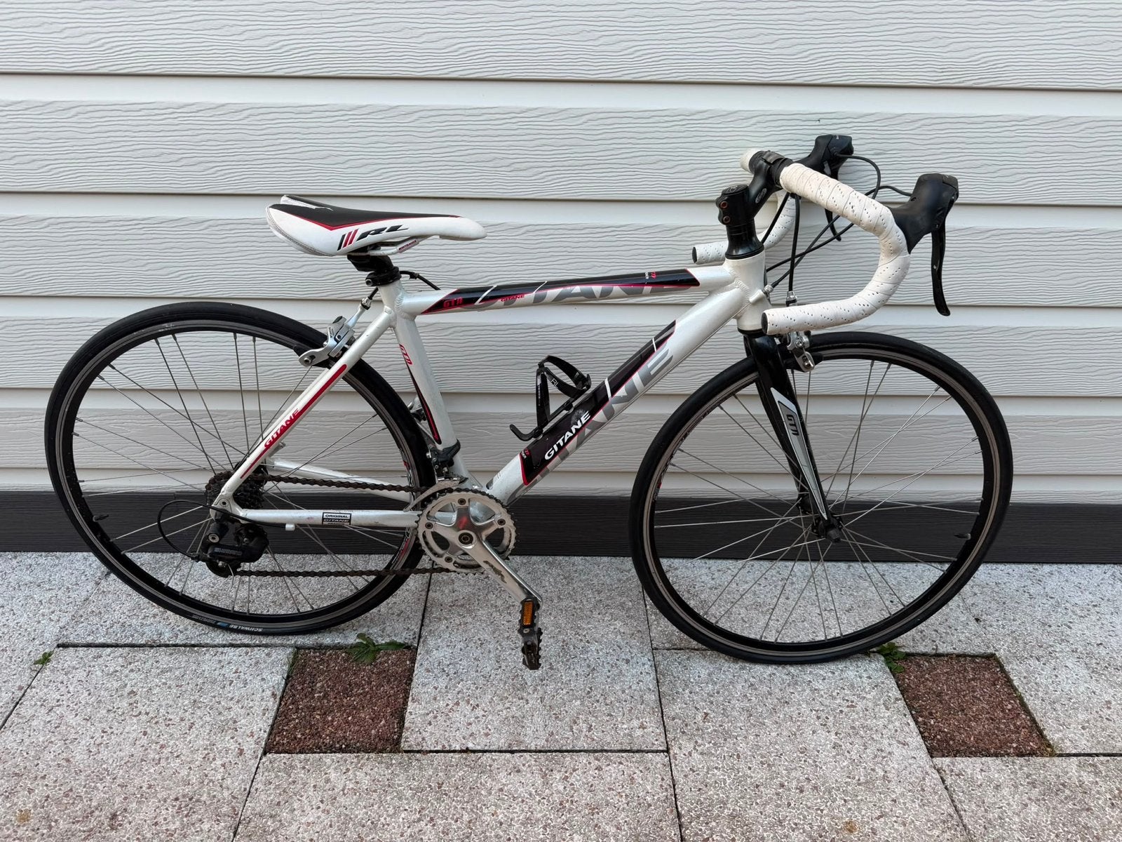 Gitane racefiets - Wit/Zwart/Rood - Gebruikt, Fietsen en Brommers, Fietsen | Racefietsen, Overige merken, 28 inch, Gebruikt, 10 tot 15 versnellingen
