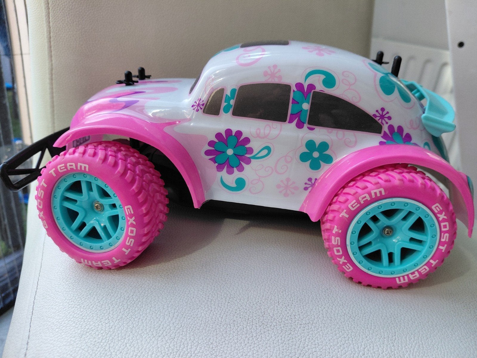 Exost op afstand bestuurbare Pixie auto, Kinderen en Baby's, Speelgoed | Speelgoedvoertuigen, Ophalen, Zo goed als nieuw