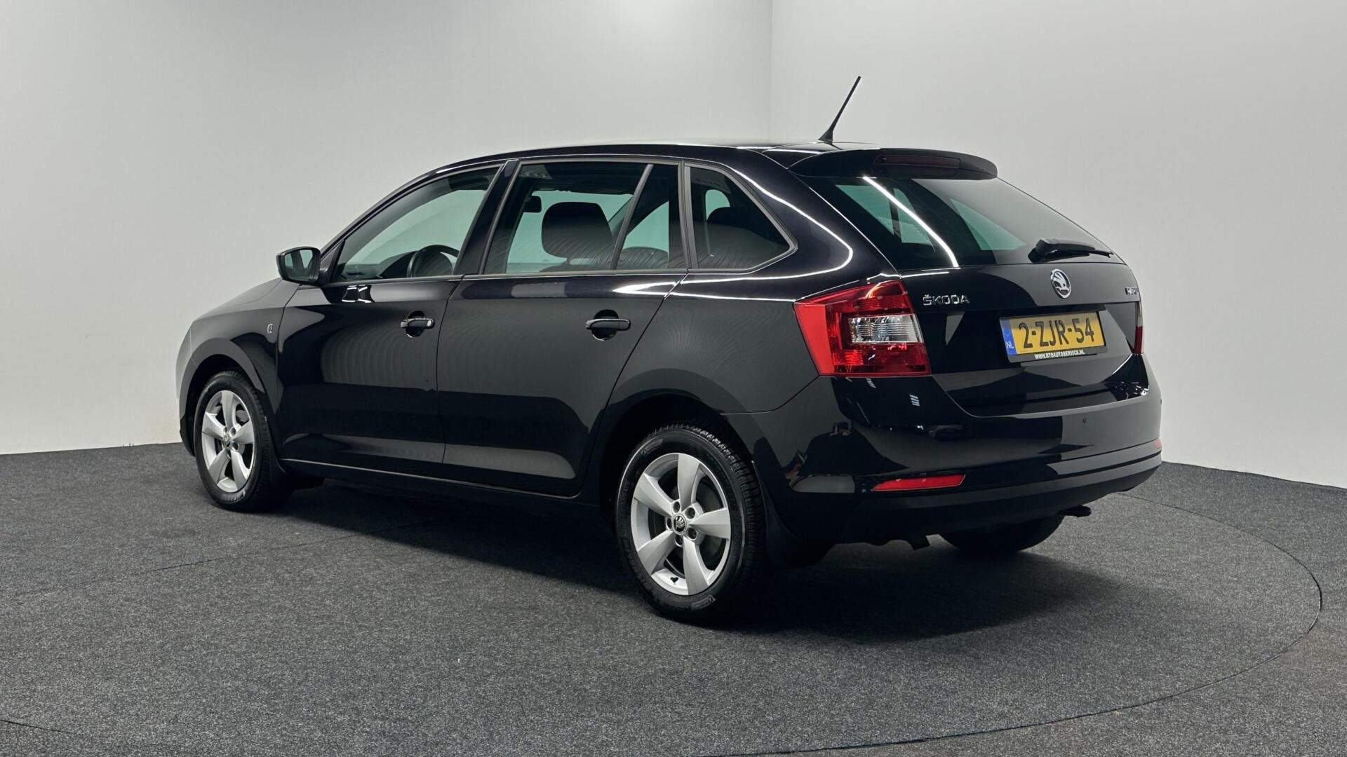 Foto 4 van Skoda Rapid 1.2 TSI Greentech Active AIRCO NAVI CRUISE LM 71