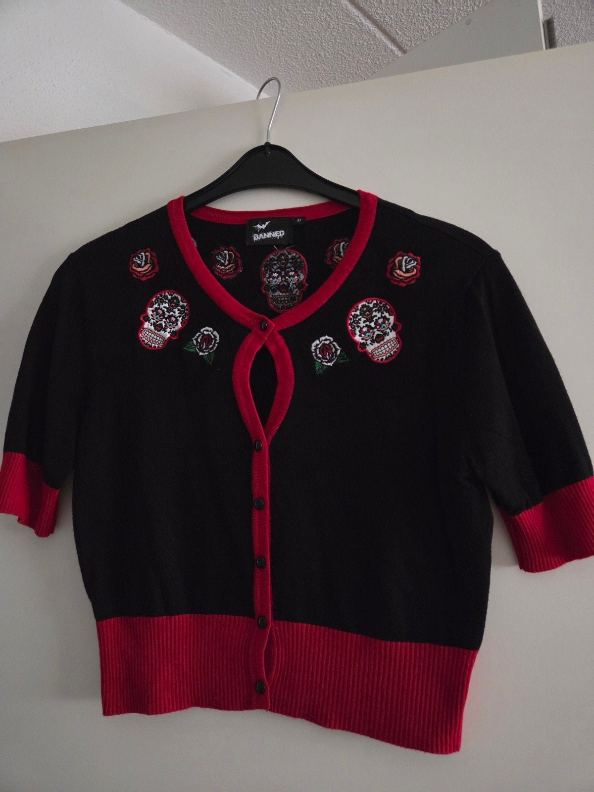 Banned cardigan vestje maat M, Kleding | Dames, Maat 38/40 (M), Zwart, Ophalen of Verzenden, Zo goed als nieuw