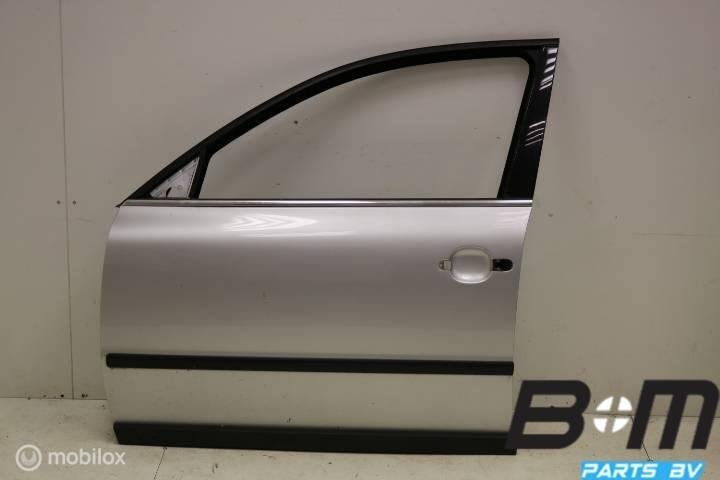 Portier links voor VW Passat 3BG Variant LA7W 3B4831051BE, Gebruikt