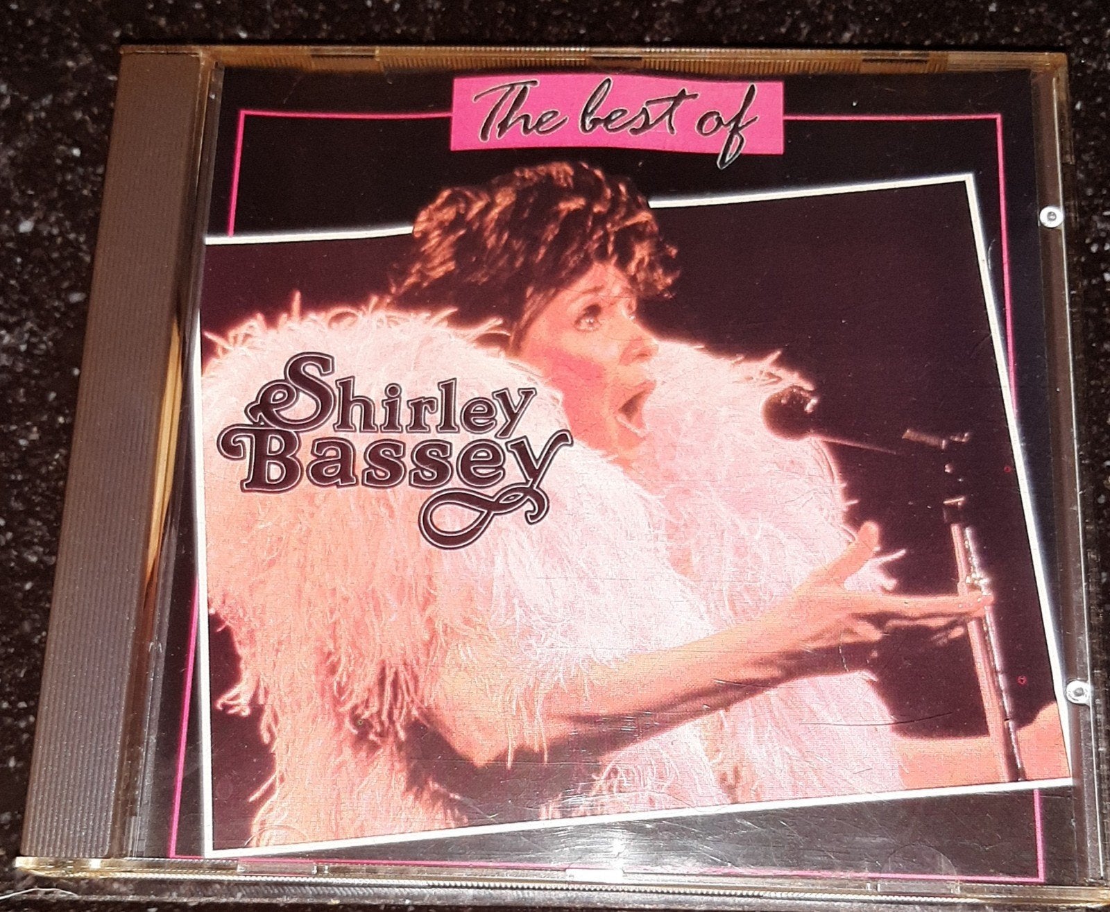 Shirley Bassey the best of, Ophalen of Verzenden, Zo goed als nieuw