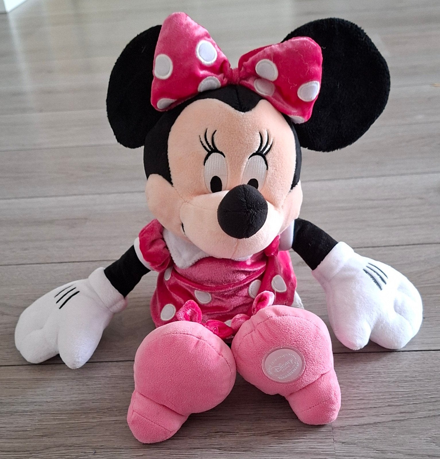 Disney store minnie mouse knuffel, Ophalen of Verzenden, Mickey Mouse, Zo goed als nieuw, Knuffel