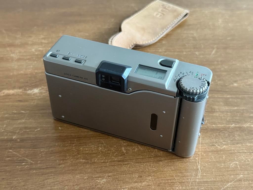 Leica Minilux f2.4 40mm Summarit lens, Ophalen of Verzenden, Zo goed als nieuw, Compact, Leica