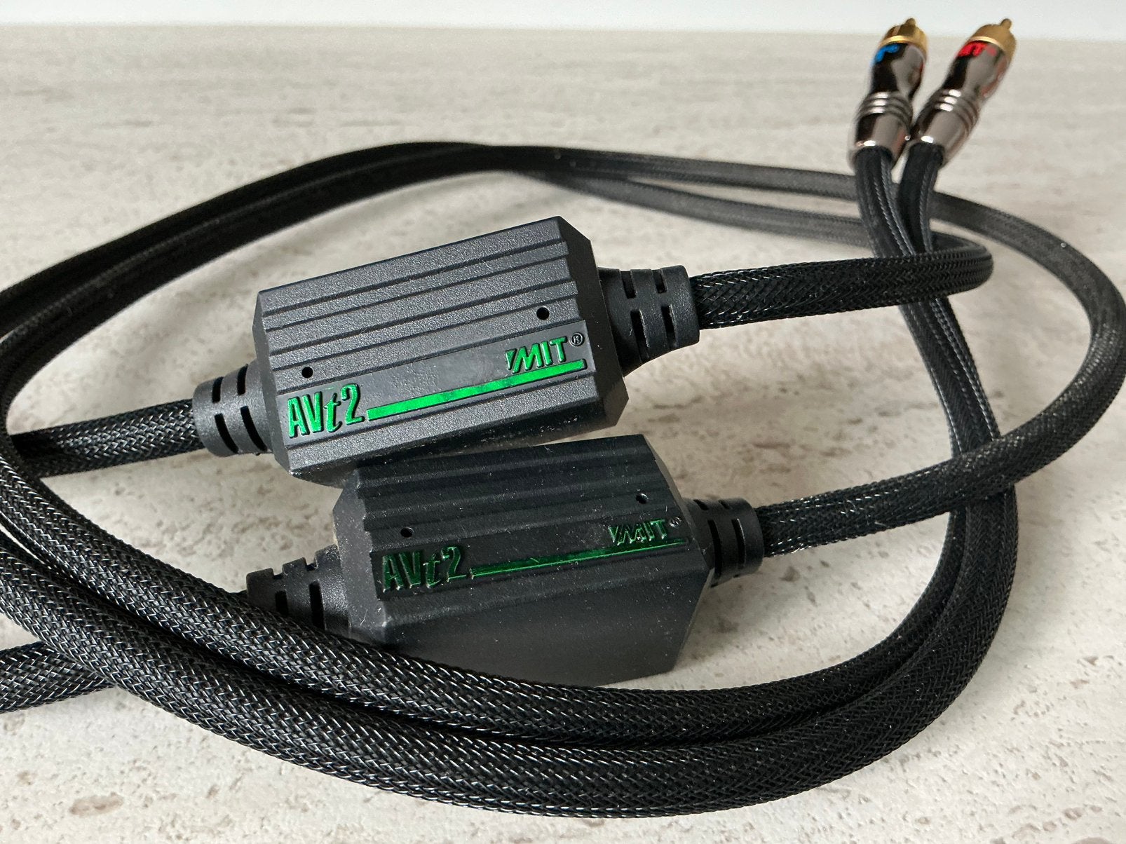 MIT AVT2 interlink RCA  2x 1 mtr., Audio, Tv en Foto, Ophalen of Verzenden, Zo goed als nieuw, Minder dan 2 meter, Interlink-kabel