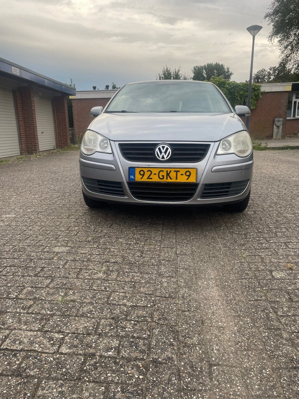 Volkswagen Polo 1.4 16V 59KW 2008 Grijs, Voorwielaandrijving, 40 €/maand, 4 cilinders, Handgeschakeld