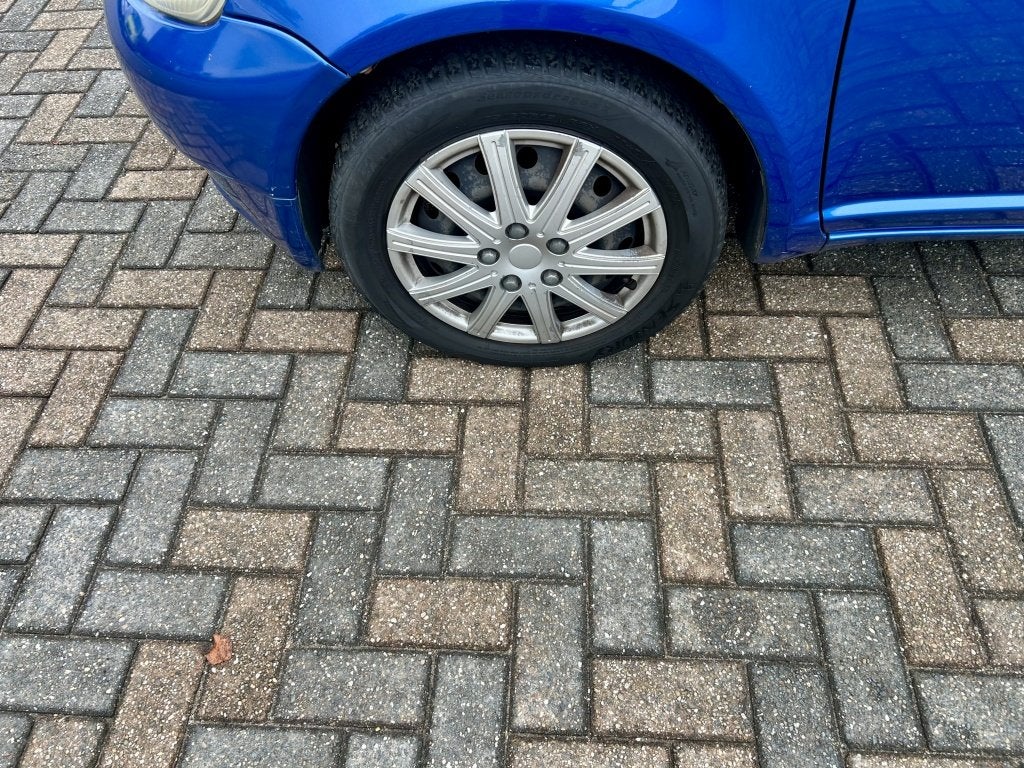 Toyota Yaris 1.3-16V VVT-i - Nwe Apk - Airco (bj 2001), foto 7