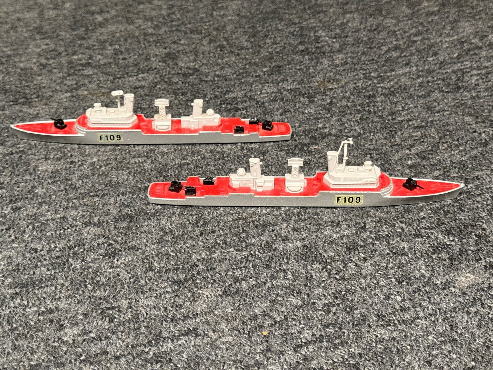 Matchbox Sea Kings K301 Frigate & K305 Subchaser (1976), Ophalen, Gebruikt, 1:50 tot 1:200, Overige merken