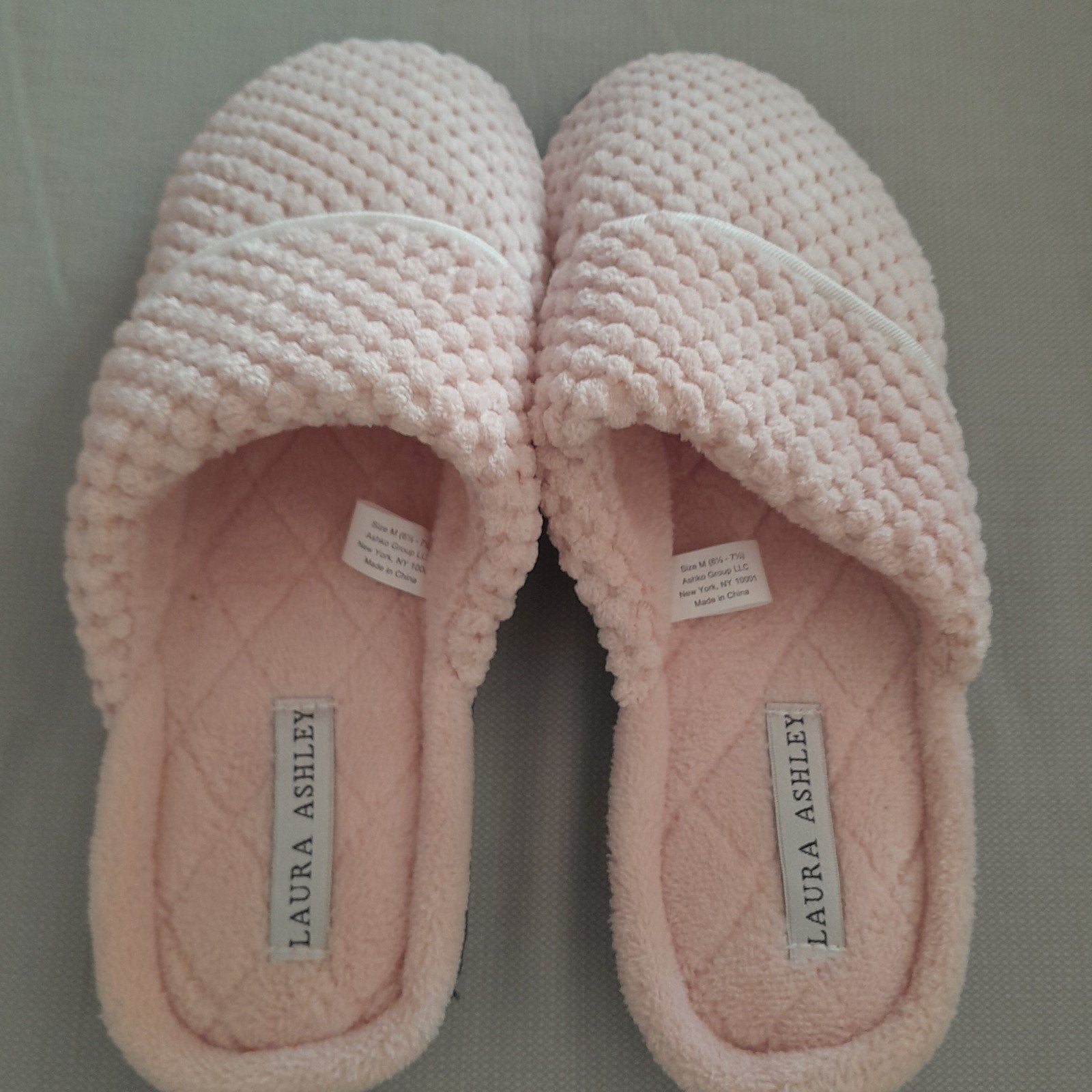 Nieuwe Laura Ashley roze pantoffels, maat M (36-38), Nieuw, Ophalen of Verzenden, Roze, Pantoffels of Sloffen