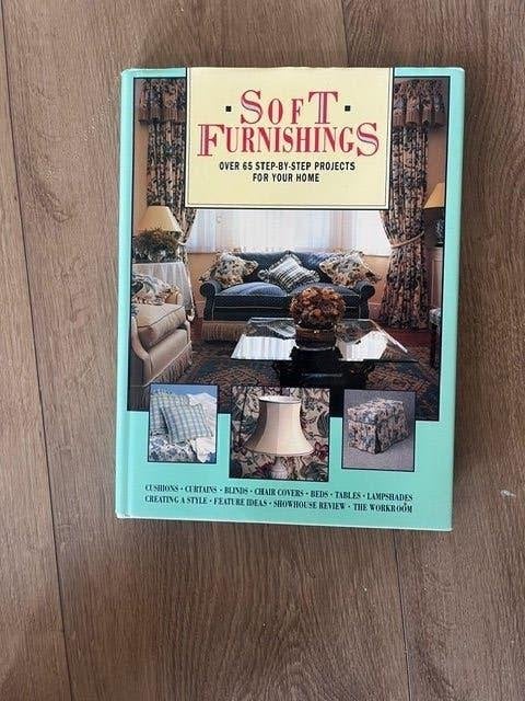 EB3- Eng.Boek `The Soft Furnishings, Verzenden