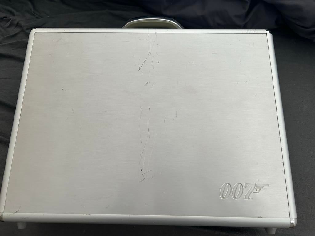 James Bond DVD Collectie in Koffer - Ultimate Edition, Vanaf 12 jaar, Ophalen, Gebruikt, Boxset