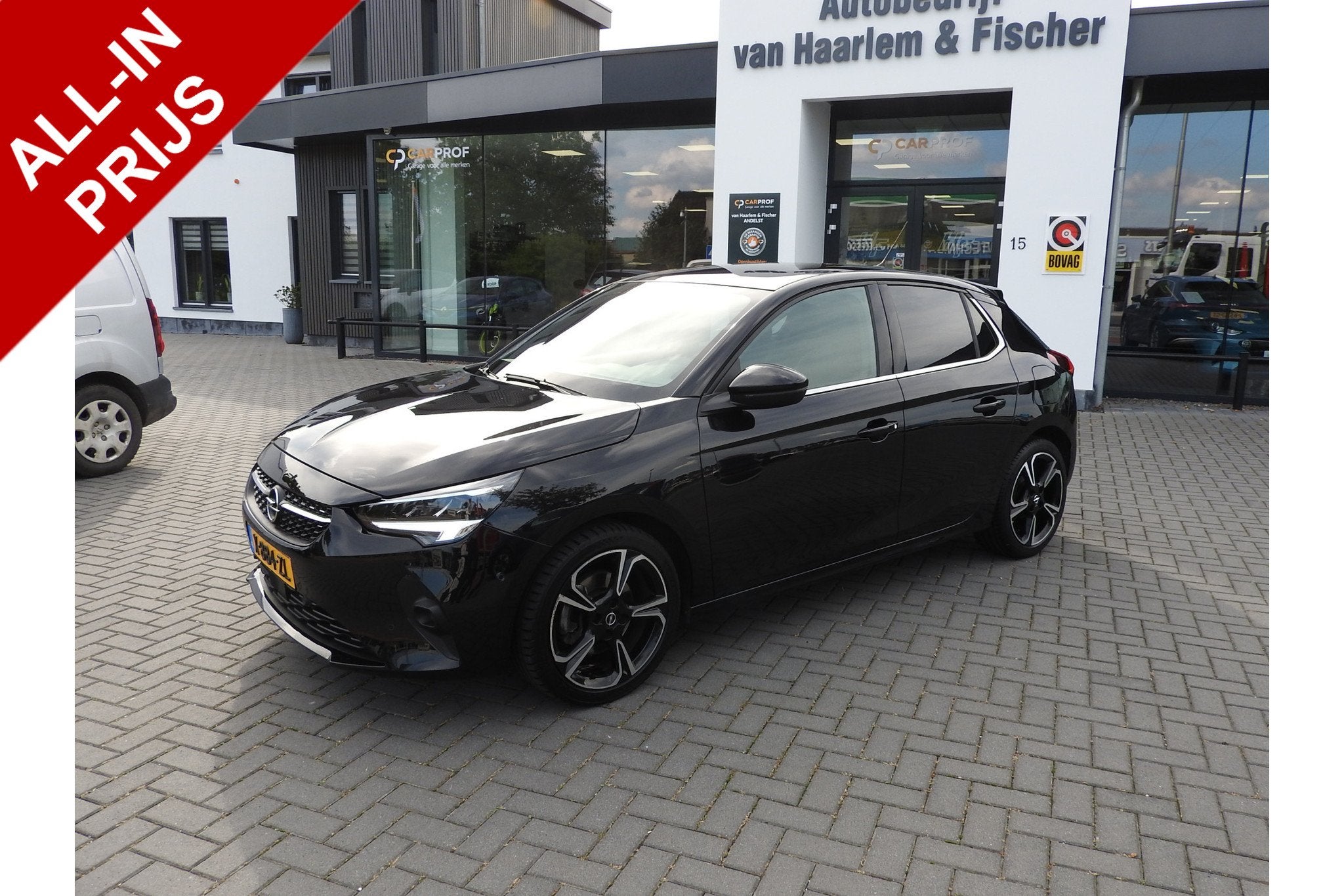 Opel Corsa 1.2 Elegance, Climat Control, Panoramadak, Trekha, Voorwielaandrijving, 101 pk, Gebruikt, Euro 6