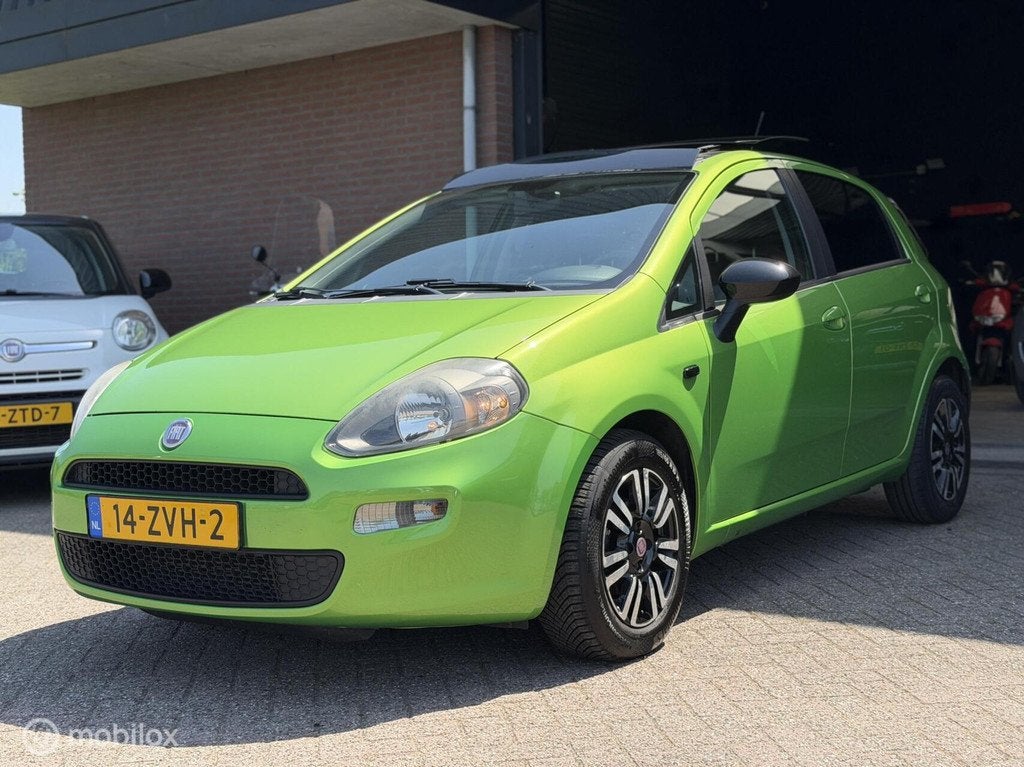 Fiat Punto Evo 0.9 TwinAir Lounge PANODAK|5 DRS|AIRCO|6 BAK!, Voorwielaandrijving, Euro 5, Gebruikt, Zwart