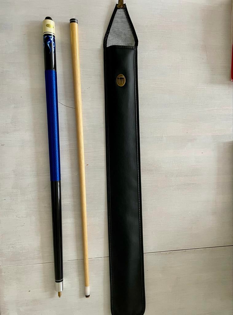 Biljart/poolkeu met hoes (nieuw), Sport en Fitness, Biljarten en Poolen, Ophalen of Verzenden, Nieuw, Keu of Ballen