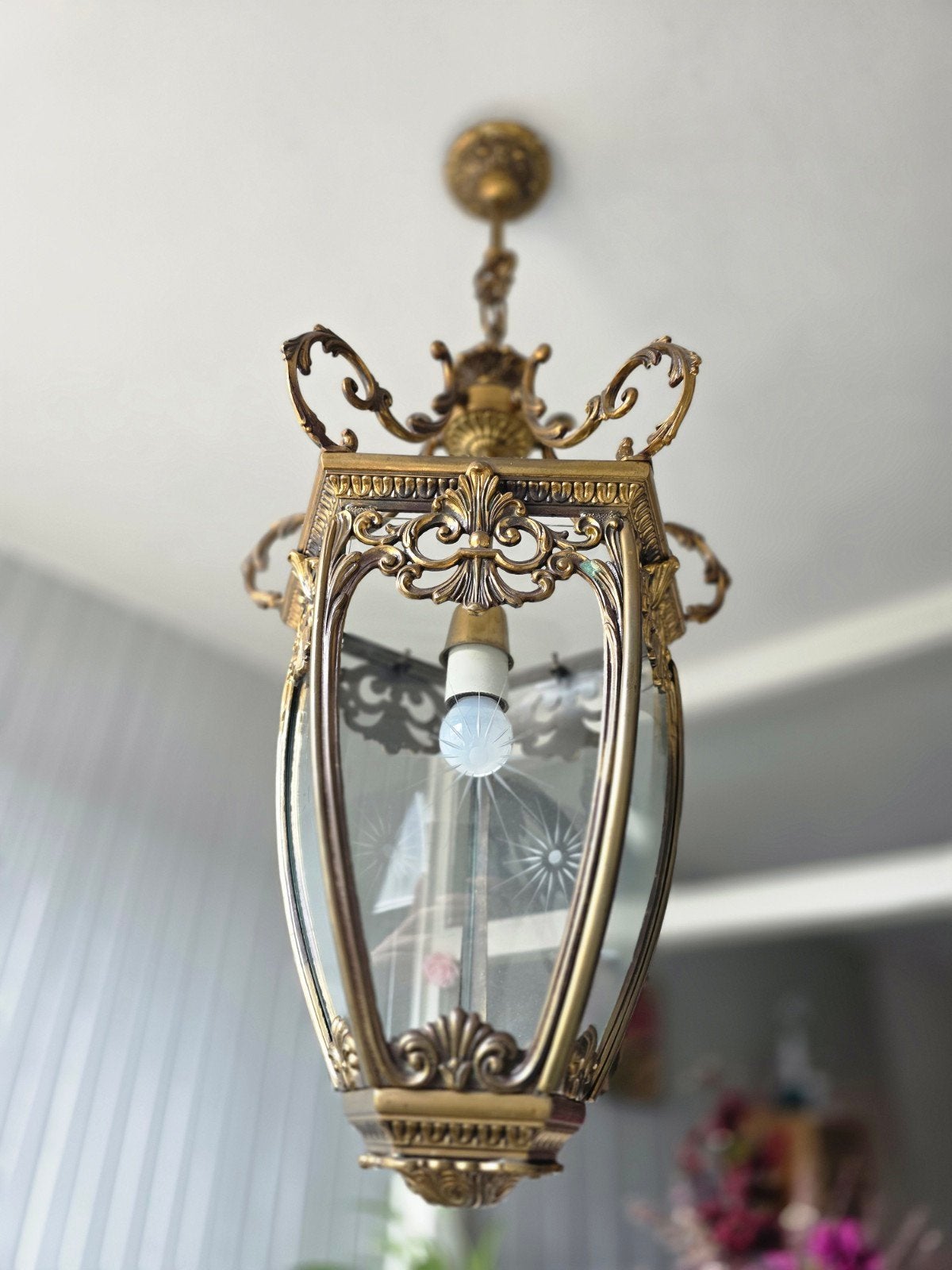 Antieke bronzen hanglamp met geëtst glas, Ophalen of Verzenden