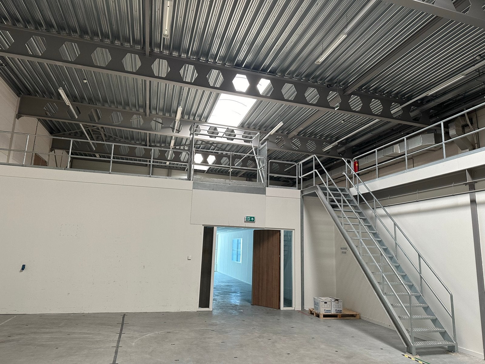 Staalconstructie raatliggers  lengte 17,80 m/1Gedemonteerd, Ophalen