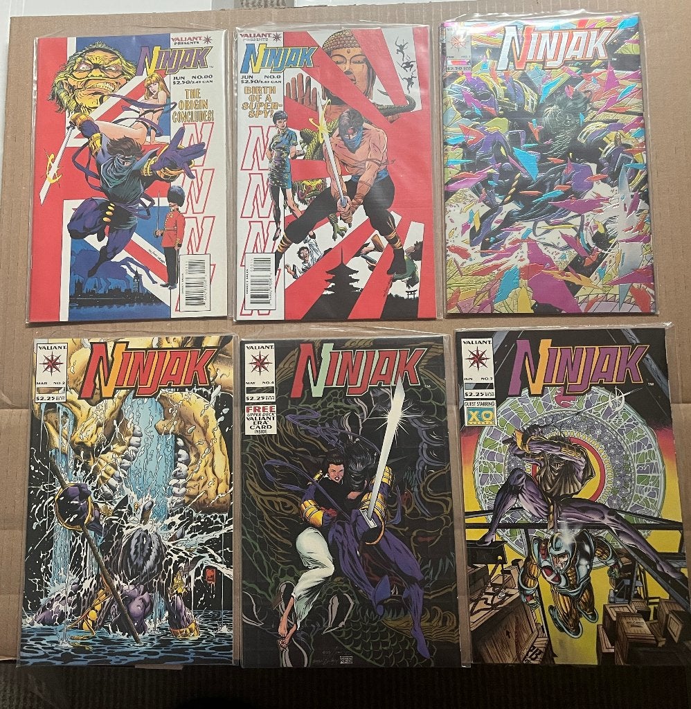 Ninjak #0 – 2, 4 – 26 plus Yearbook (Valiant Comics), Amerika, Ophalen of Verzenden, Zo goed als nieuw, Meerdere comics