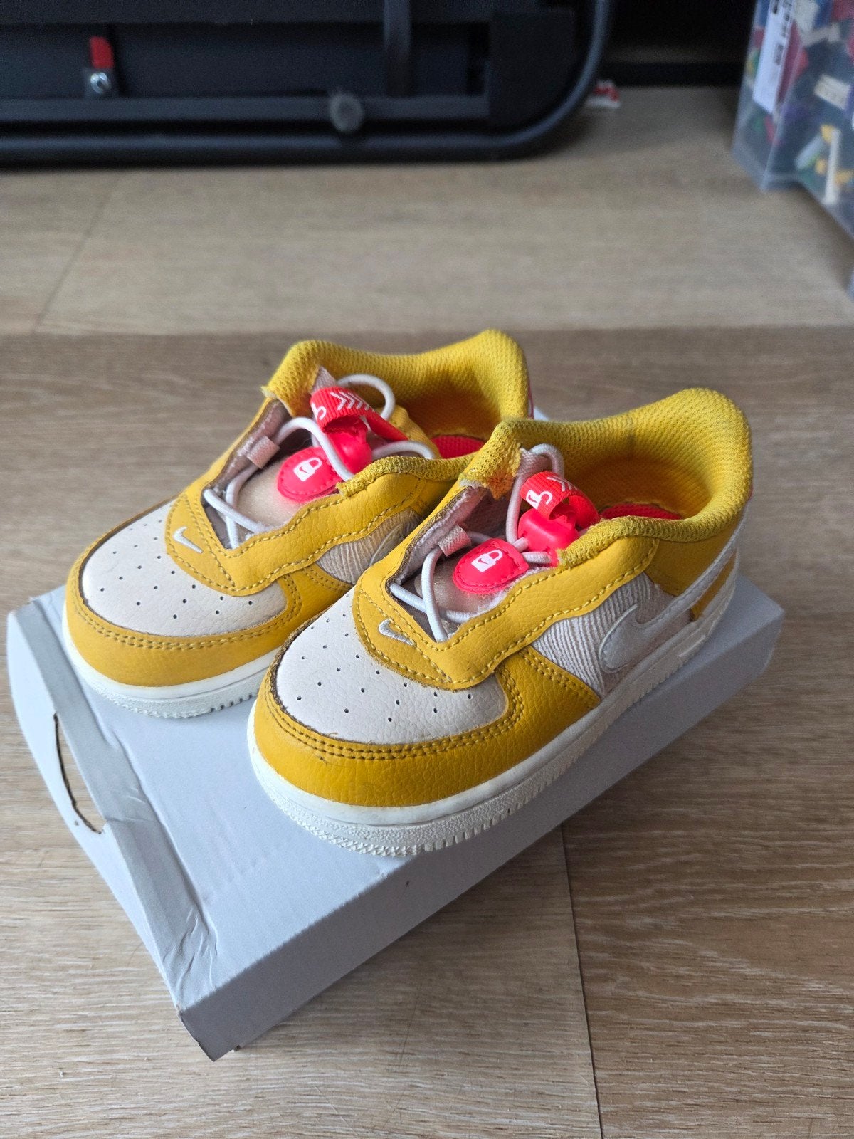 Nike Force Toggle Se maat eu 23,5 kinderschoen, Ophalen of Verzenden, Zo goed als nieuw, Jongen of Meisje, Schoenen