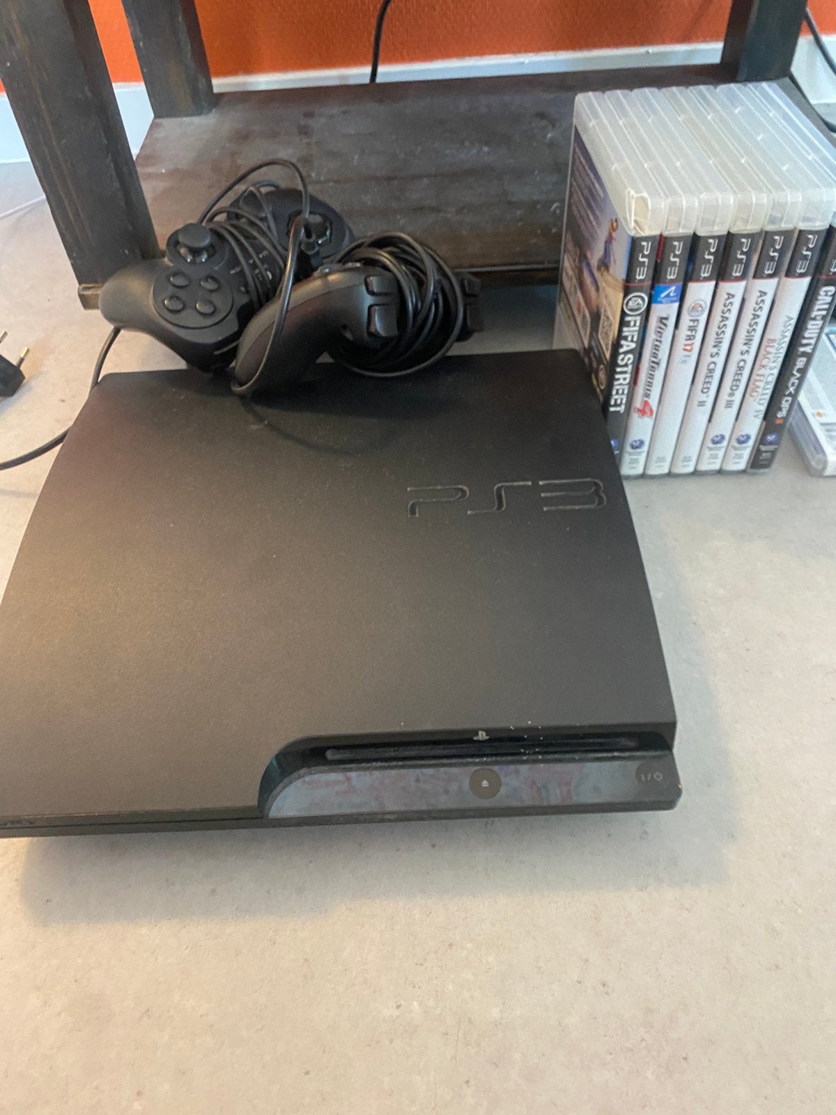 Sony Playstation 3 met (niet orignele) controllers en games, Ophalen, Met games, Met 2 controllers, Zo goed als nieuw