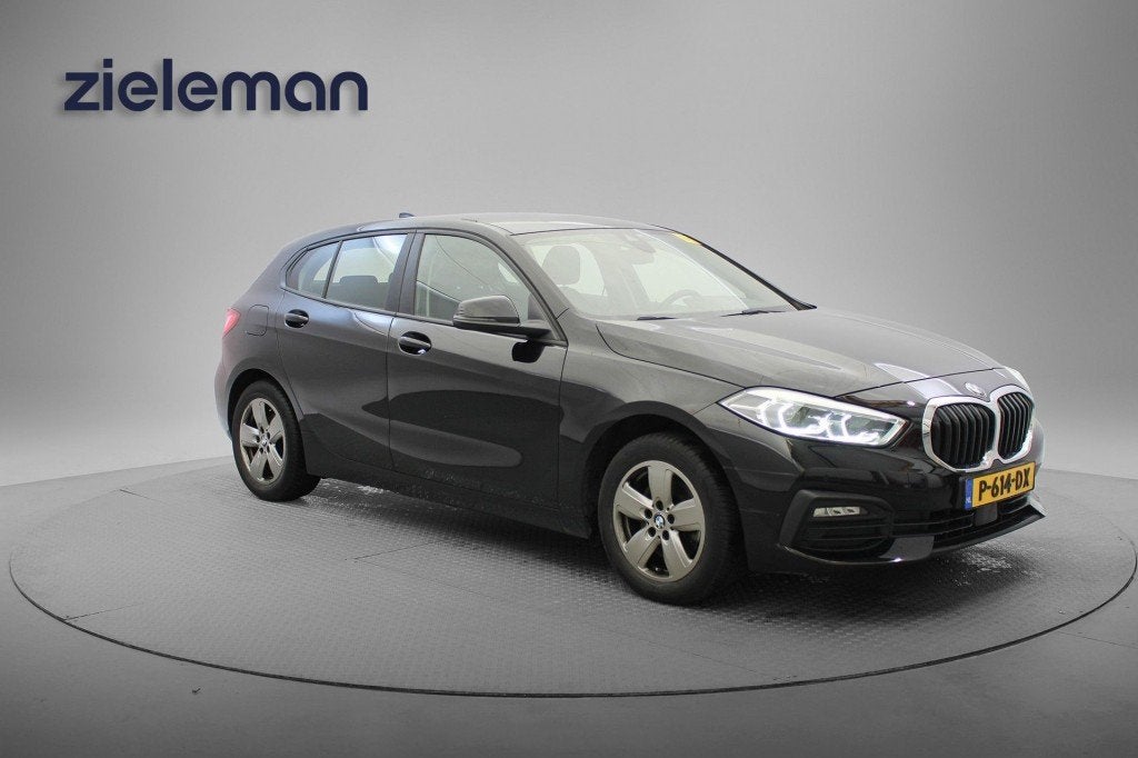 Bmw 1-SERIE 118d Business Edition Automaat - Digitaal Cockpi, Auto's, BMW, Gebruikt, Zwart, Bedrijf, Diesel