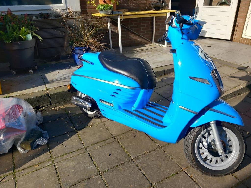 Prachtige Peugeot scooter, Ophalen, Zo goed als nieuw, Benzine, Overige modellen