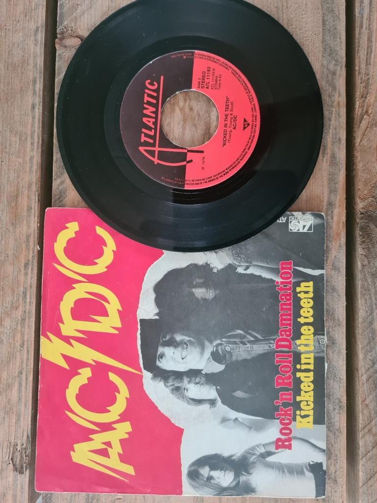 AC/DC - Rock 'n' Roll Damnation, Cd's en Dvd's, Vinyl | Rock, Gebruikt, Fotohoes, Originele persing, 7 inch, Ophalen of Verzenden