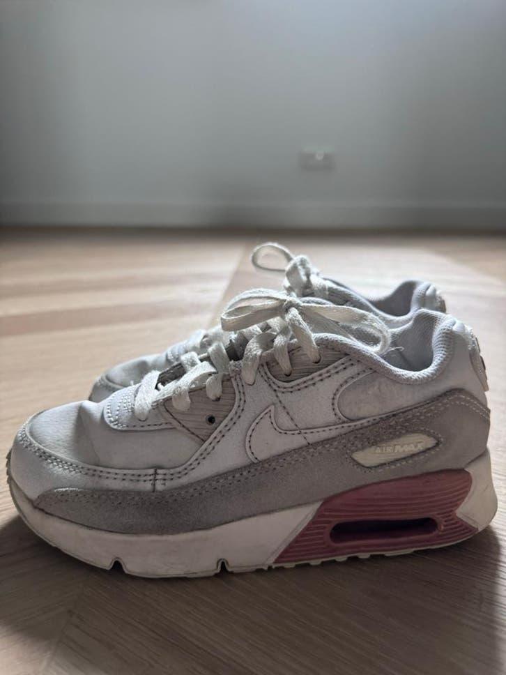 Nike Air Max sneakers, Kinderen en Baby's, Kinderkleding | Schoenen en Sokken, Ophalen of Verzenden, Gebruikt, Jongen of Meisje