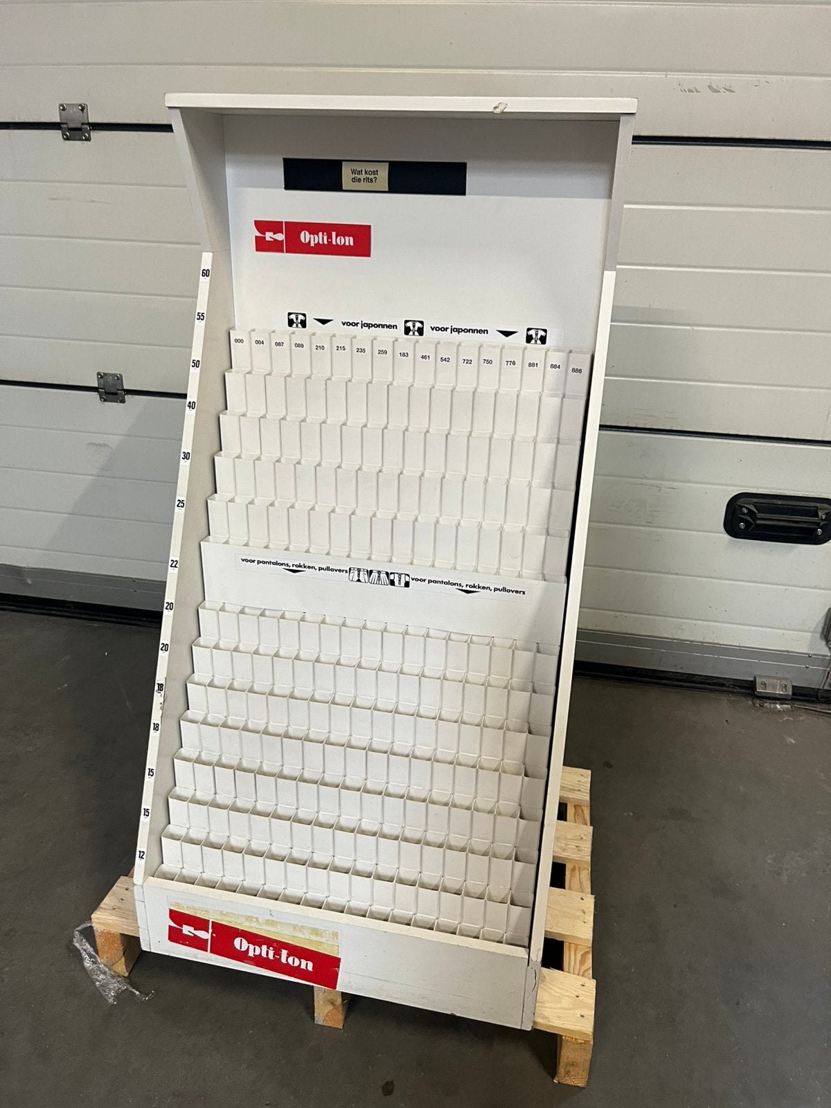 Bijzondere vakkenkast met heel veel vakjes, Ophalen, Gebruikt, Minder dan 150 cm, 150 tot 200 cm