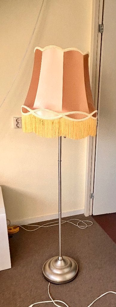 Lamp, Ophalen, Zo goed als nieuw, 100 tot 150 cm