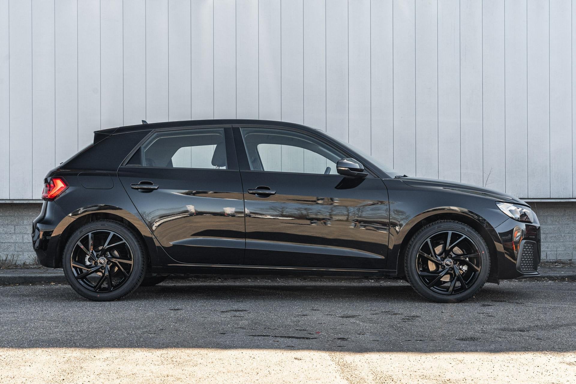 Audi A1 Sportback 30 TFSI 115pk S-tronic Pro Line | Stoelver, Auto's, 12 maanden, Stof, 116 pk, Zwart