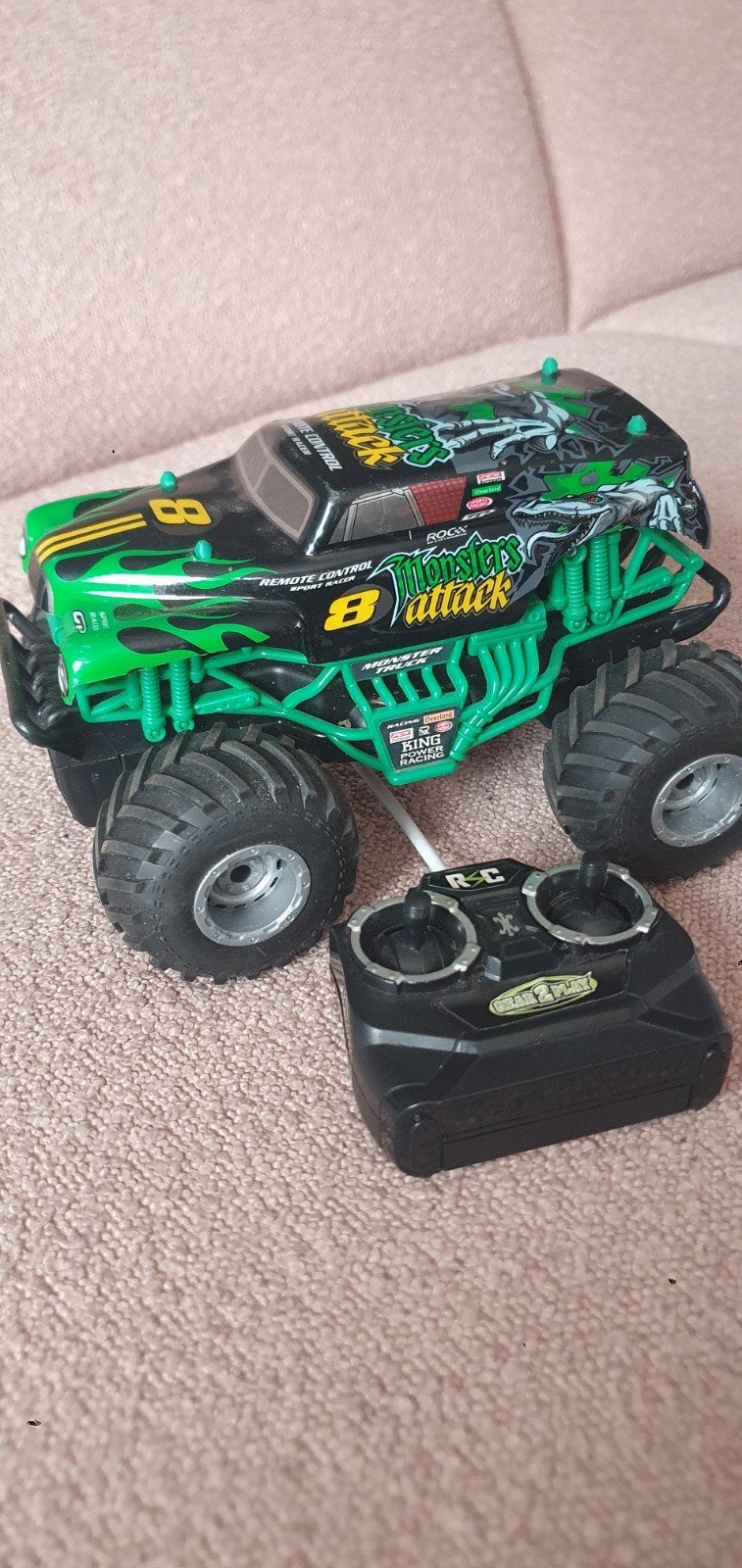 RC Monster Truck - Monsters Attack, Elektro, Gebruikt, Auto offroad, Ophalen of Verzenden