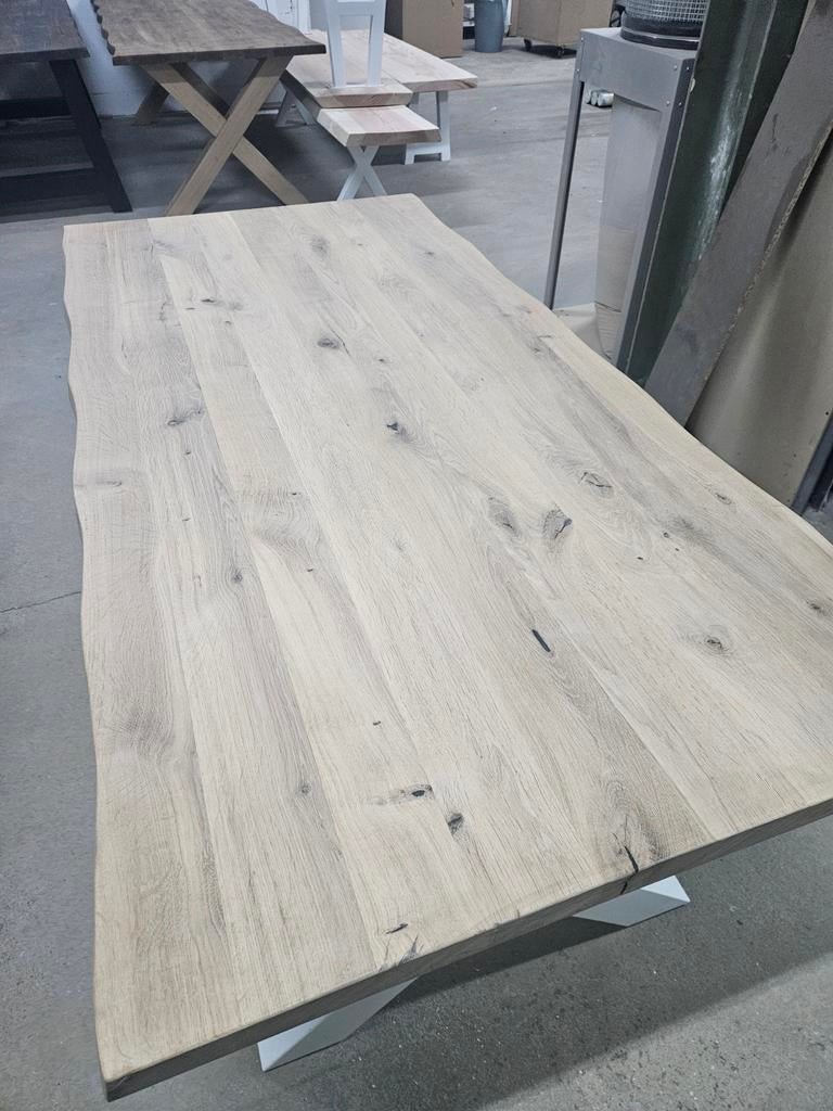 Showroom massief eiken tafel 180x88 - witte X-poten, Huis en Inrichting, Tafels | Eettafels, Info@maasinterieurs.nl, 5272PA, bedrijvenweg 23 in Sint-Michielsgestel