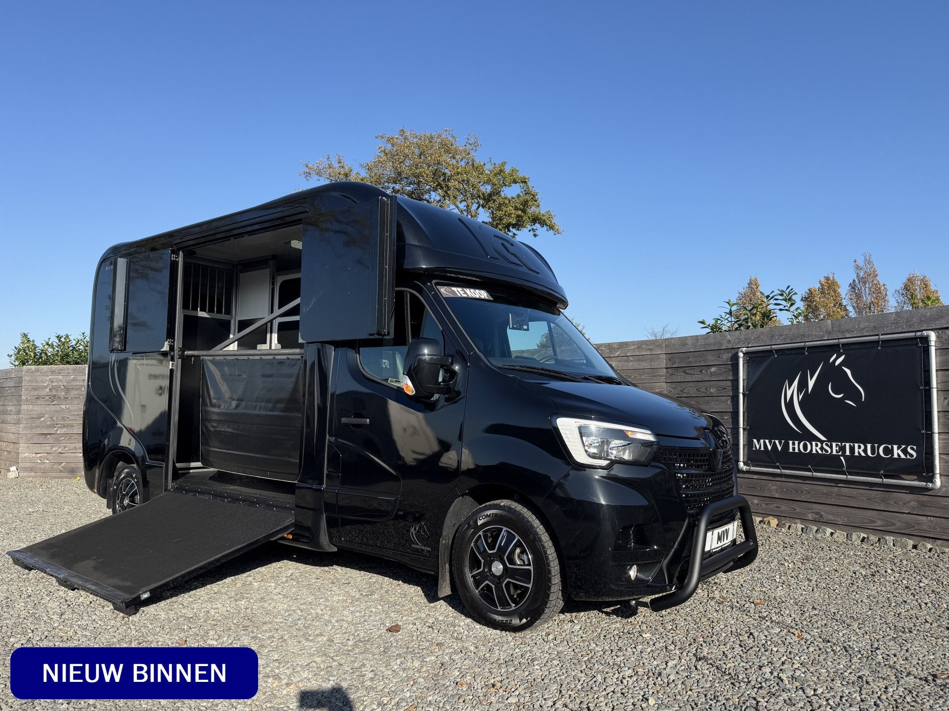 Renault Master | HORSETRUCK | KRISMAR | STALLION 3XL | 2022, Weduwestraat 12
4884MV  WERNHOUT, NL, Paardenwagentje NL | MVV HORSETRUCKS