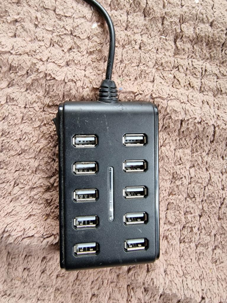 USB hub, Ophalen of Verzenden, Gebruikt