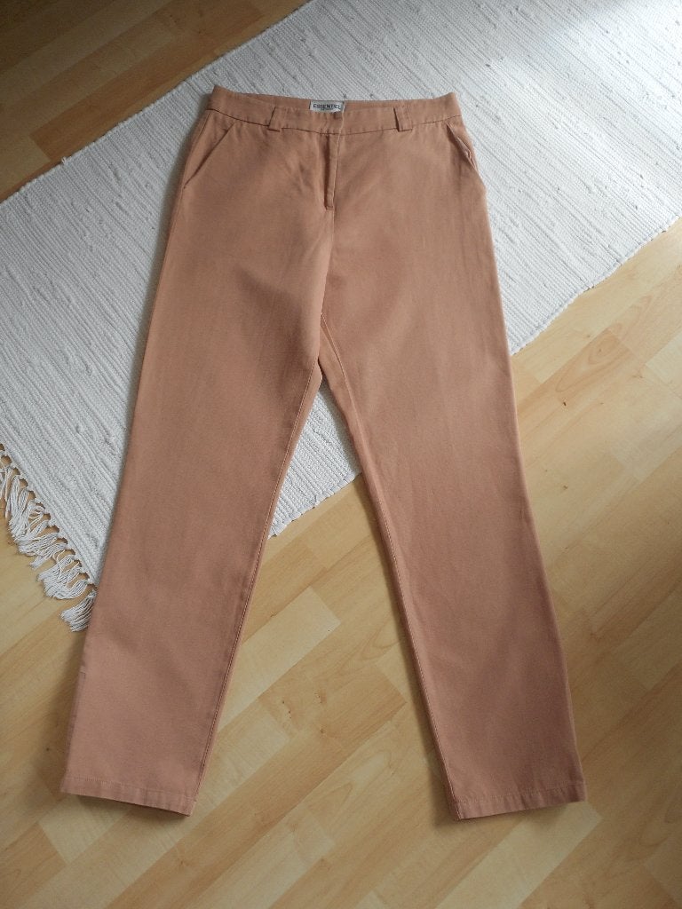 Broek van Essentiel Antwerp, maat 38, Maat 38/40 (M), Bruin, Ophalen of Verzenden, Zo goed als nieuw